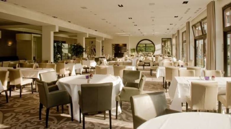 <b>Alvisse Parc Hotel Restaurant</b>. Images powered by <a href="https://iceportal.shijigroup.com/" title="IcePortal" target="_blank">IcePortal</a>.