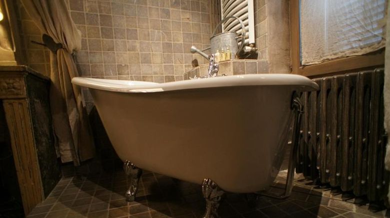 <b>La Tour De Crecy Hotel Room</b>. Images powered by <a href="https://iceportal.shijigroup.com/" title="IcePortal" target="_blank">IcePortal</a>.