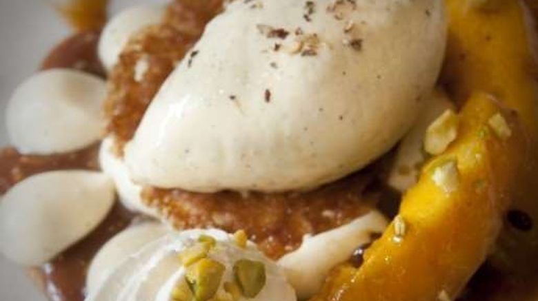 <b>Hotel De Seze Restaurant</b>. Images powered by <a href="https://iceportal.shijigroup.com/" title="IcePortal" target="_blank">IcePortal</a>.