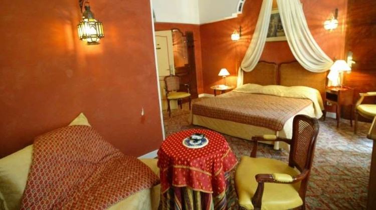 Hotel Le Meurice Room