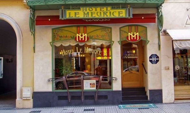 Hotel Le Meurice Exterior