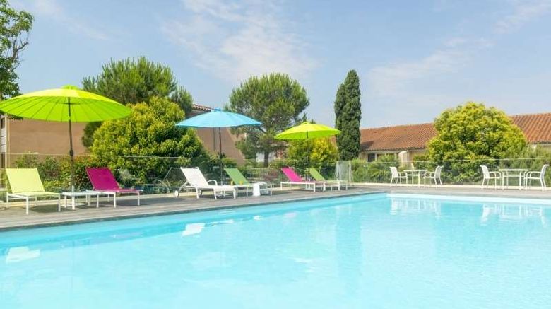 <b>Residence de Diane Pool</b>. Images powered by <a href="https://iceportal.shijigroup.com/" title="IcePortal" target="_blank">IcePortal</a>.