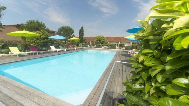 <b>Residence de Diane Pool</b>. Images powered by <a href="https://iceportal.shijigroup.com/" title="IcePortal" target="_blank">IcePortal</a>.