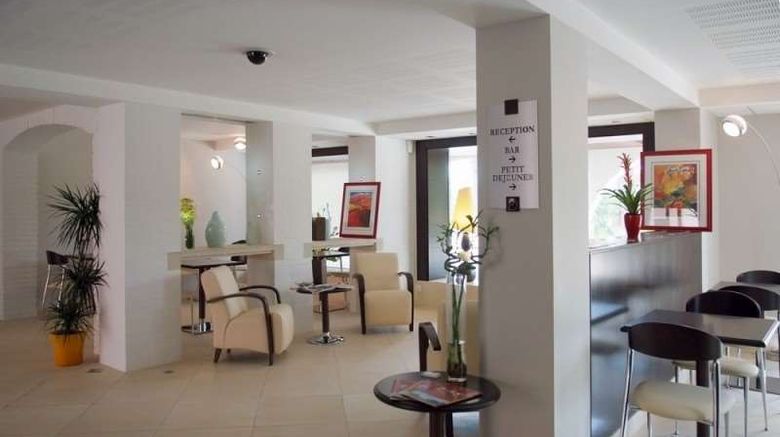 <b>Residence de Diane Meeting</b>. Images powered by <a href="https://iceportal.shijigroup.com/" title="IcePortal" target="_blank">IcePortal</a>.