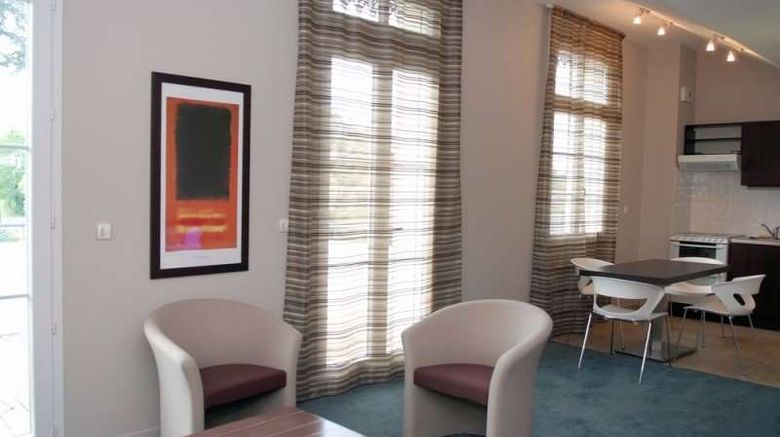 <b>Residence de Diane Meeting</b>. Images powered by <a href="https://iceportal.shijigroup.com/" title="IcePortal" target="_blank">IcePortal</a>.