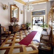 Adriano Hotel