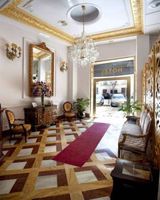 Adriano Hotel