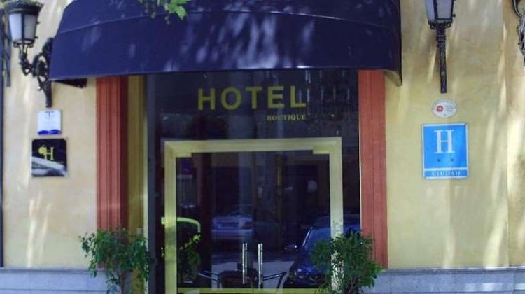 Adriano Hotel Lobby