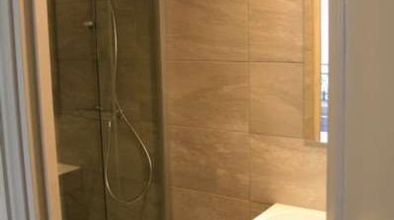 <b>Hotel Vaubecour Room</b>. Images powered by <a href="https://iceportal.shijigroup.com/" title="IcePortal" target="_blank">IcePortal</a>.