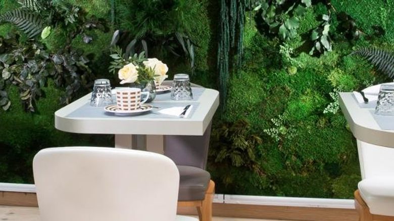 <b>Qual Hotel Daumesnil Vincennes Restaurant</b>. Images powered by <a href="https://iceportal.shijigroup.com/" title="IcePortal" target="_blank">IcePortal</a>.
