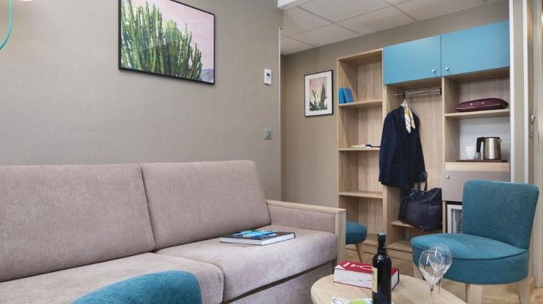 <b>Qual Hotel Daumesnil Vincennes Room</b>. Images powered by <a href="https://iceportal.shijigroup.com/" title="IcePortal" target="_blank">IcePortal</a>.