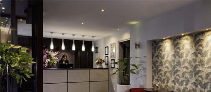 Jacks Hotel Paris Lobby