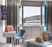 Versailles Chantiers Hotel Room