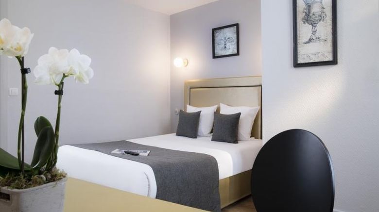 <b>Hotel des Roys Room</b>. Images powered by <a href="https://iceportal.shijigroup.com/" title="IcePortal" target="_blank">IcePortal</a>.
