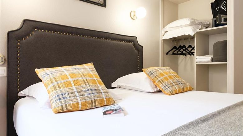 <b>Hotel des Roys Room</b>. Images powered by <a href="https://iceportal.shijigroup.com/" title="IcePortal" target="_blank">IcePortal</a>.