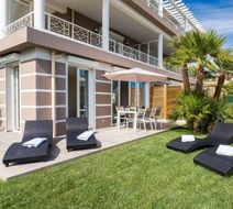 Villa Velvet Exterior
