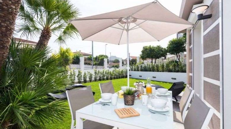 <b>Villa Velvet Exterior</b>. Images powered by <a href="https://iceportal.shijigroup.com/" title="IcePortal" target="_blank">IcePortal</a>.