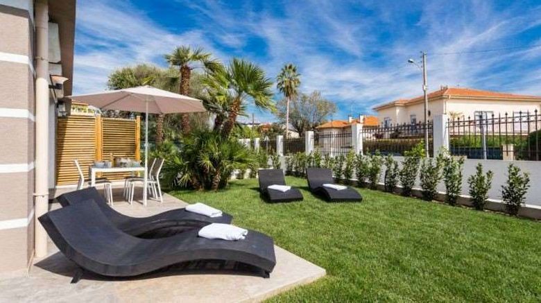 <b>Villa Velvet Room</b>. Images powered by <a href="https://iceportal.shijigroup.com/" title="IcePortal" target="_blank">IcePortal</a>.