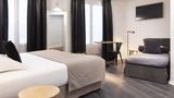 Montparnasse Saint Germain Room