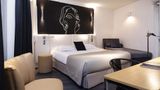 Montparnasse Saint Germain Room