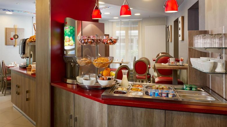 <b>Alize Grenelle Tour Eiffel Restaurant</b>. Images powered by <a href="https://iceportal.shijigroup.com/" title="IcePortal" target="_blank">IcePortal</a>.
