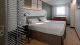Hotel Bed4u Pamplona Room