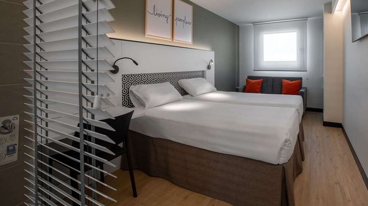 Hotel Bed4u Pamplona Room