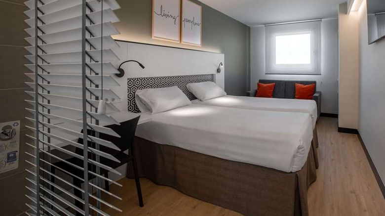 <b>Hotel Bed4u Pamplona Room</b>. Images powered by <a href="https://iceportal.shijigroup.com/" title="IcePortal" target="_blank">IcePortal</a>.