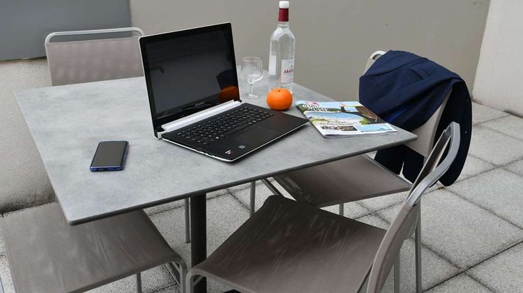 Appart-Hotel Bordeaux Bassins a Flot Exterior