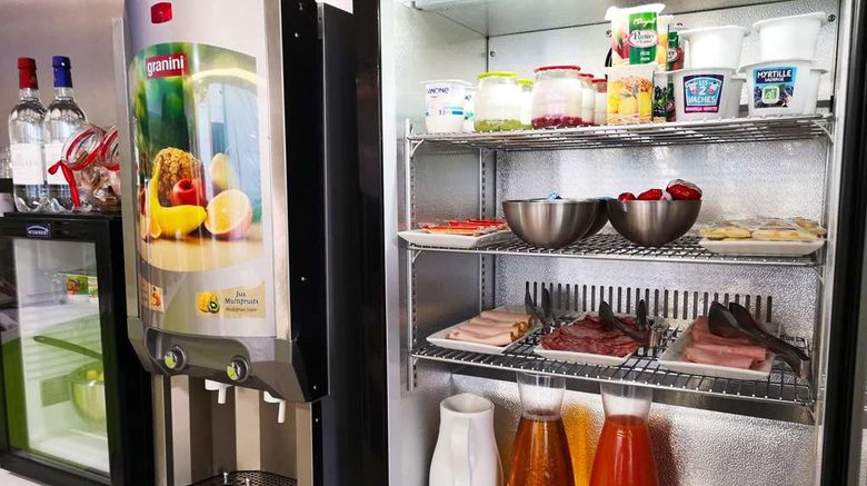 <b>Appart-Hotel Bordeaux Bassins a Flot Restaurant</b>. Images powered by <a href="https://iceportal.shijigroup.com/" title="IcePortal" target="_blank">IcePortal</a>.