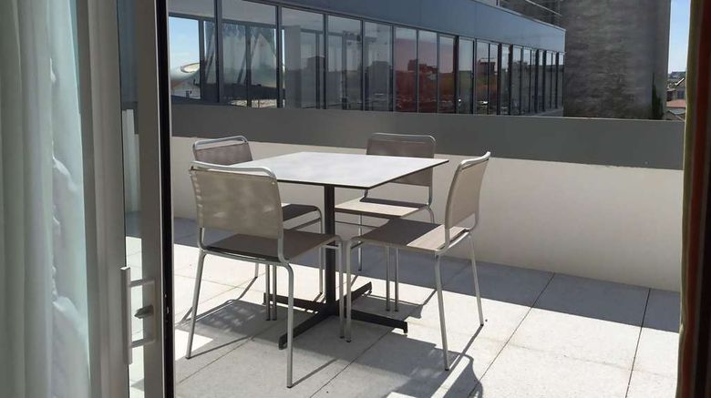 <b>Appart-Hotel Bordeaux Bassins a Flot Exterior</b>. Images powered by <a href="https://iceportal.shijigroup.com/" title="IcePortal" target="_blank">IcePortal</a>.