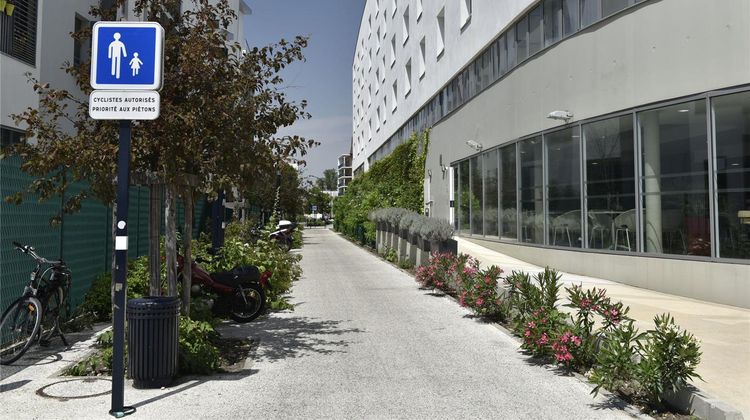 Appart-Hotel Bordeaux Bassins a Flot Exterior