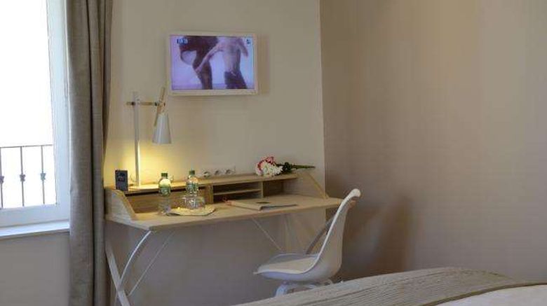 <b>5 Chambres En Ville Room</b>. Images powered by <a href="https://iceportal.shijigroup.com/" title="IcePortal" target="_blank">IcePortal</a>.