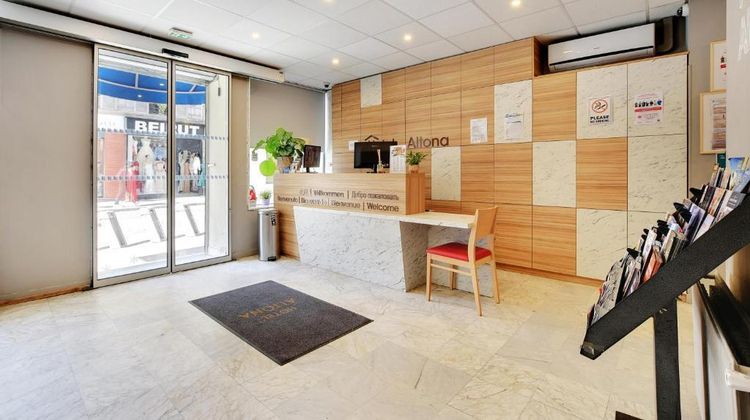 Altona Hotel Lobby