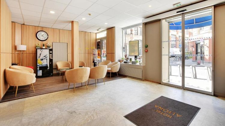 Altona Hotel Lobby