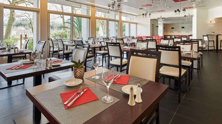<b>Le Bayonne Hotel and Spa Restaurant</b>. Images powered by <a href="https://iceportal.shijigroup.com/" title="IcePortal" target="_blank">IcePortal</a>.