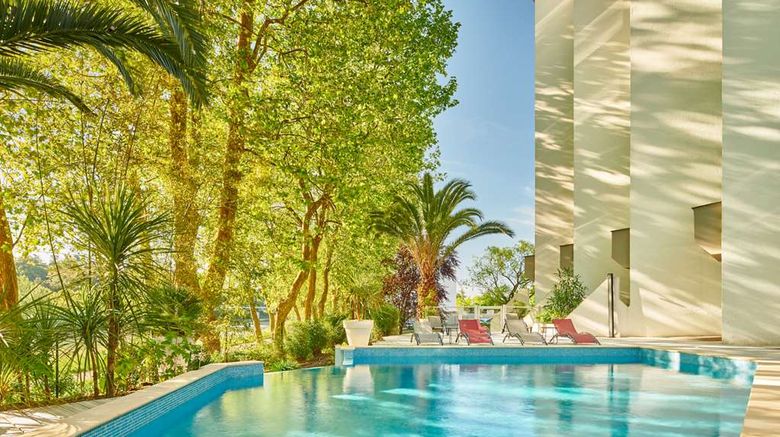 <b>Le Bayonne Hotel and Spa Pool</b>. Images powered by <a href="https://iceportal.shijigroup.com/" title="IcePortal" target="_blank">IcePortal</a>.