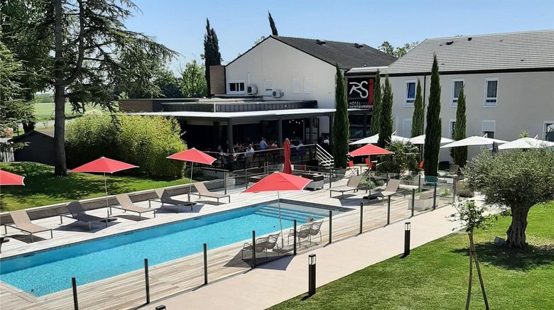 Relais Saint-Jacques Exterior. Images powered by <a href="https://iceportal.shijigroup.com" target="_blank" rel="noopener">Ice Portal</a>.
