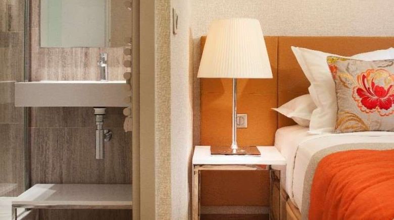 <b>Tourisme Avenue Hotel Room</b>. Images powered by <a href="https://iceportal.shijigroup.com/" title="IcePortal" target="_blank">IcePortal</a>.