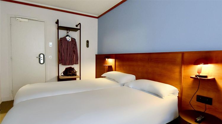 Agate Hotel Room