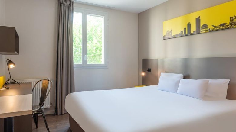 <b>Westlodge Dardilly Lyon Nord Room</b>. Images powered by <a href="https://iceportal.shijigroup.com/" title="IcePortal" target="_blank">IcePortal</a>.