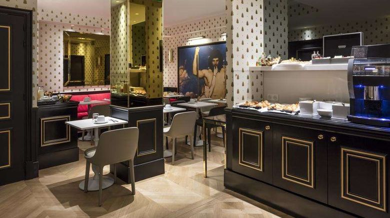 <b>Petit Louvre Hotel Restaurant</b>. Images powered by <a href="https://iceportal.shijigroup.com/" title="IcePortal" target="_blank">IcePortal</a>.