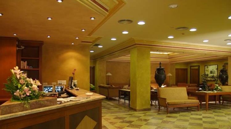 Hotel Villava Lobby