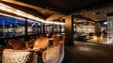 Macq 01 Hotel Restaurant