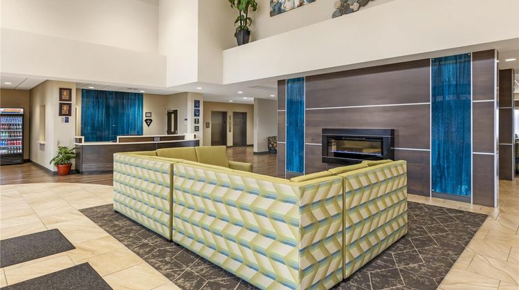 Best Western Plus Centralia Hotel & Stes Lobby