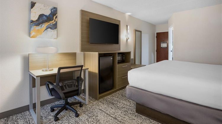 Surestay Plus By Best Western Chicago Room