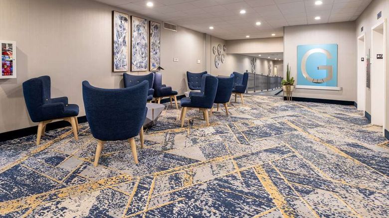 <b>Baymont by Wyndham White Plains-Elmsford Lobby</b>. Images powered by <a href="https://iceportal.shijigroup.com/" title="IcePortal" target="_blank">IcePortal</a>.