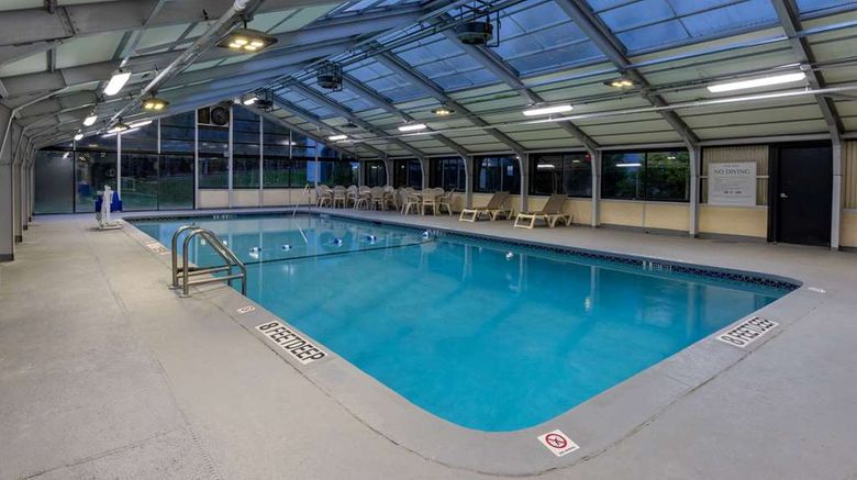 <b>Baymont by Wyndham White Plains-Elmsford Pool</b>. Images powered by <a href="https://iceportal.shijigroup.com/" title="IcePortal" target="_blank">IcePortal</a>.