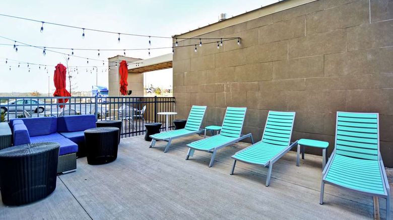 <b>Home2Suites by Hilton Smyrna Pool</b>. Images powered by <a href="https://iceportal.shijigroup.com/" title="IcePortal" target="_blank">IcePortal</a>.