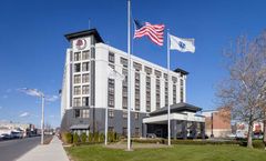DoubleTree Boston Logan Airport Chelsea